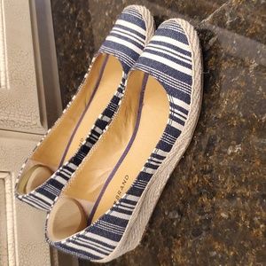 EUC, low heel wedge by Lucky brand